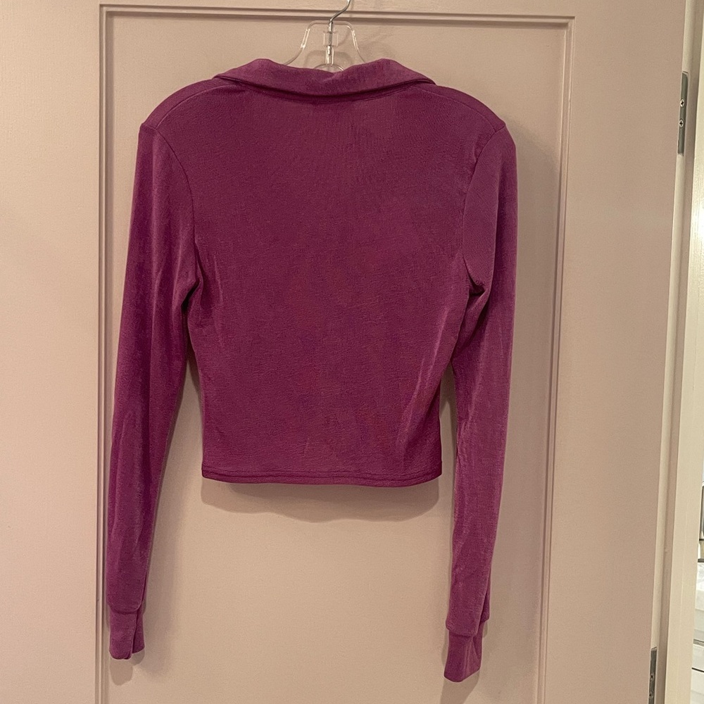 NWT | Plum Ruched Button Up Top | SZ Small - Picture 7 of 7